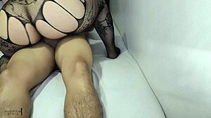 hidden cam catches stepsis big ass friend cowgirl ride