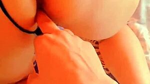 Mature beauty looks 18-year-old with pussy primed for masturbation