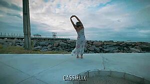 Tanned Wife Meets Beach Friend For Rough Flat Fuck And Creampie