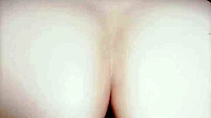 Mature Cougar Spreads Huge Pussy Lips for Wild Masturbation Show