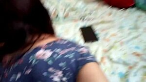 Rica culeada a mi nena en la mañana but what if the neighbor hears her moans?