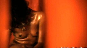 Indian Royalty Strips Erotic Nude Dance Boldly