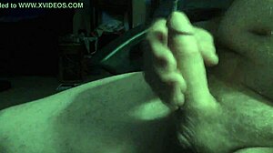 amateur cock insertion deep and throbbing for massive cumshot finish