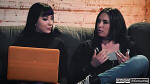 probation officer jerks off watching us kiss lick pussy 😜👅