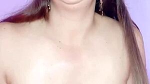 Colombian Stepmom Flaunts Giant Cameltoe Pussy in Leggings