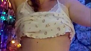 hotwife steffi dances her big pussy lips in sexy christmas pmv 🎄💃