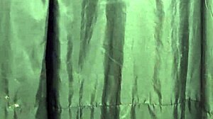 Huge-Dicked Brazilian Invades Rio Store Fitting Room