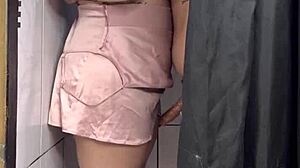 Huge-Dicked Brazilian Invades Rio Store Fitting Room