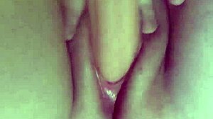 Chubby Big Pussy Lips Squirting Close-Up Dildo Toy Penetration