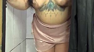 Huge-Dicked Brazilian Invades Rio Store Fitting Room