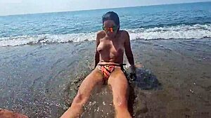 Beach Voyeurs Chat Big Tits Passersby