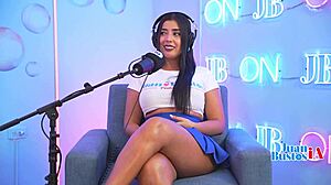 whoa lina squirts crazy on machine then stranger bangs her