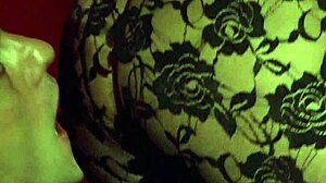 Intense close-up pounding wet babe's huge ass doggystyle