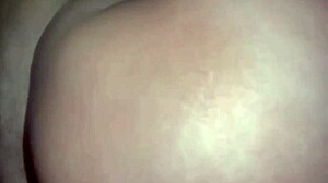 uh comendo essa garota da cidade baixa na pele bem apertadinha com meu pauzão