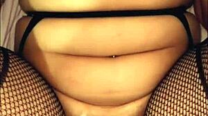 sa7by jwzy yl3b b zwbwrty w yb3bs fy jsm y w ylj 3la ksmty sbt ahww ytfk l7m