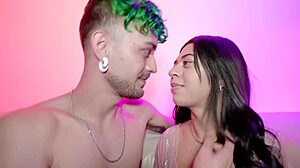 Peguei amiga da namorada muscular tatuada e arrombei buceta bedroom workout!