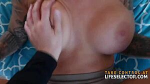 Valentina Nappi and Karma Rx share hardcore threesome blowjobs