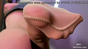 pov: kneel and suck these perfect nylon pantyhose toes while goddess dominates your face