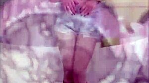 Creep's Solo Striptease Rips Clothes Off Teasing Huge Curves