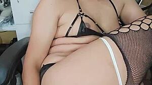 hey, wanna see this transsexual stroke that tasty cock?