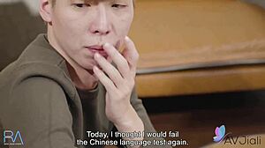 Sexy Taiwan Babe Li Zhiyan Gives Footjob And Cock Sucking