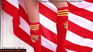 Silikónová americká sex bábka dostane hlboké tľčenie