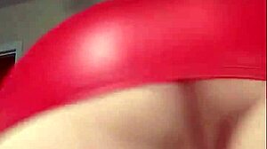 Curvy Amateur Shakes Big Ass Spreads Pussy Lips Twerking Softcore