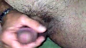 mama's mouth makes me explode so hard