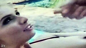 Petite Shaved Pussy Teased and Fingered Al Aire Libre Outdoors