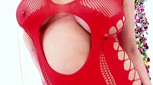 unwrap kimmy lee's christmas pov deepthroat on huge cock cumswallow!