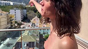 Ever fingered your ass to mouth in a cable car?