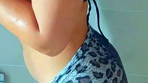 those beautiful tanned latina girls showering after beach looks so steamy and fun 😏🌊