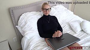 Sarah Vandella Tempts Stepson With Juicy Cunt