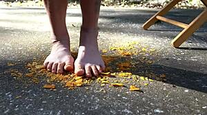 Mischievous Raven Rogue sucks Aria Nicole's toes in pervy massage