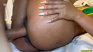 arrombei cuzinho e buceta da esposa do corno enquanto ele trabalhava