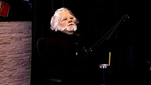 Belinha Baracho Flashes Peitos After Dating Famosos in Sheer Red Lingerie