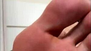 ever wonder what happens when you catch queen kiffa with her tempting 18+ feet exposed