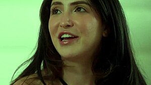 Hot Babes Queenie Sateen And Jane Wilde Finger Lick Pussy In Sensual Scissoring Tribbing