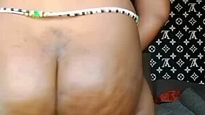 Curvy cutie rides cock cowgirl in homemade ass jiggle action