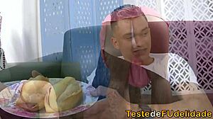 ruiva irresistível do meu amigo me chupou até a perdição com bunda gigante