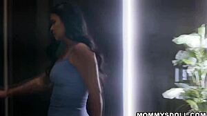 chloe surreal fucks stepmom dana vespoli wild 😈💦👅