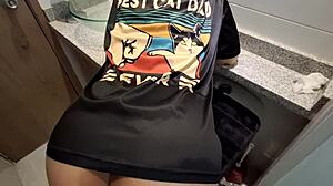 Mesero Fucks Me In Bathroom While Boyfriend Waits Outside!