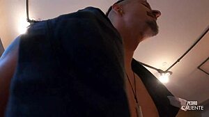 Big cock bodybuilder licks juicy pussy before bareback pounding her moaning babe ass