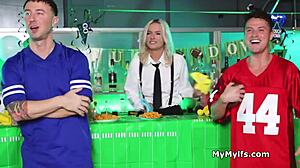 Barmaids Offer Free Use Sharing of Their Tight Wet Pussies