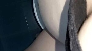 hey gretala what's that noise from the toilet?