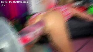 watch this fuckmachine destroy her asshole with extreme anal fisting