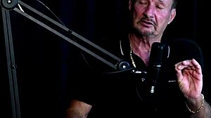 dude this guy gives cu tips for swingers but ends up assfucked by carlos urach