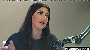 hey british teen ritchie fingers pussy while chatting masturbation