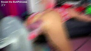 watch this fuckmachine destroy her asshole with extreme anal fisting