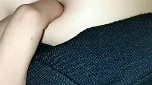 she rides me wild while i peck her belly 😍🔥